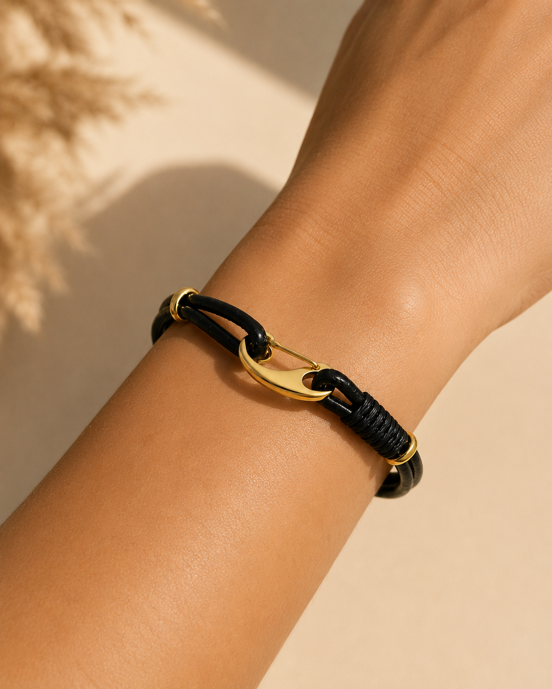 VITA Link Bracelet- Black