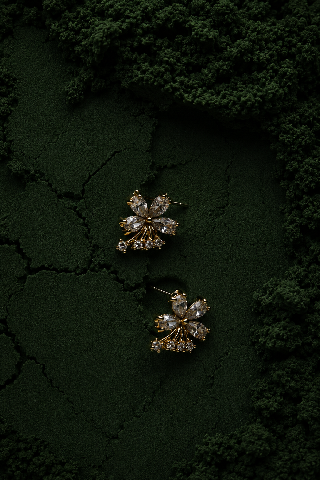 VITA Flora Studs